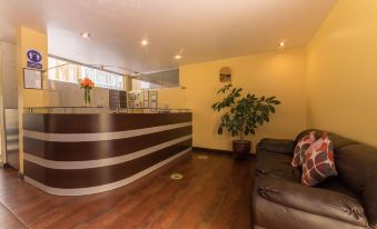 Hotel la Gruta - Housity
