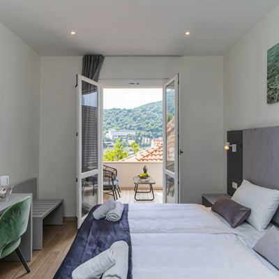 Double Room with Balcony Art Hotel Promo Code