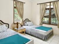 Large Villa Ciater 3BR near Sariater Hotels in Ciater
