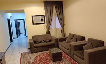 Al Eairy Furnished Apartments Tabuk 2