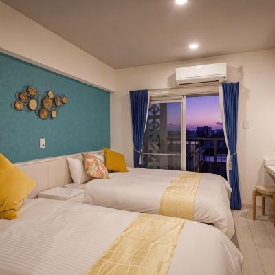 Large Twin With Bath And City View かりゆしコンドミニアムリゾート宮古島　　ふくぎステイズ クーポン