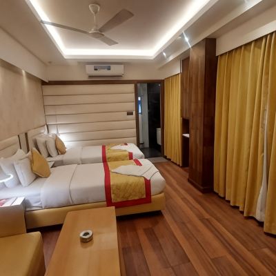 Family Deluxe Hotel Manila Promo Code