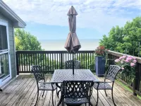 Private Waterfront Loft - an amazing lake view