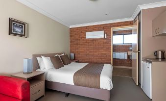 Bomaderry Motor Inn