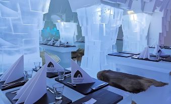 Arctic SnowHotel & Glass Igloos