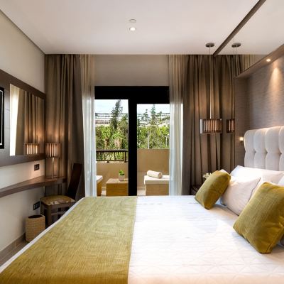 Senior Suite (2 adults + 2 children) GF Victoria Promo Code