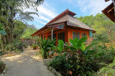 Tingalaya's Retreat Hotel a 