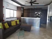 كالامبا بنسيون بلازا