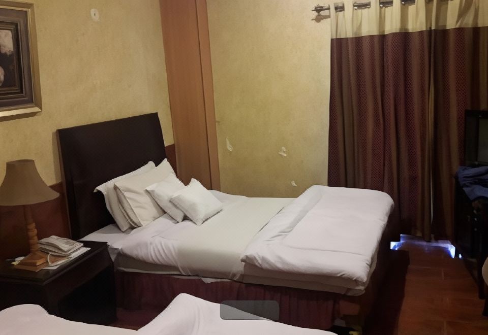 Hotel Metropolitan - Housity