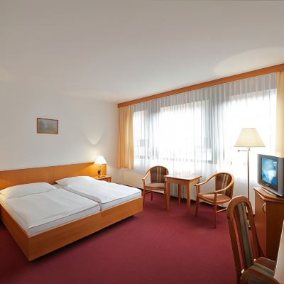 Triple Room Congress & Wellness Hotel Olsanka Promo Code