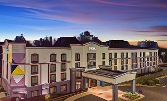 Wingate by Wyndham Charlotte Airport South/ I-77 Tyvola - Housity