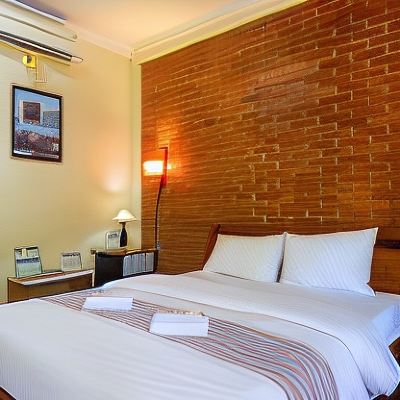 Standard Double Room Roemah Beong Syariah at Desa Wisata Kembanglimus Promo Code