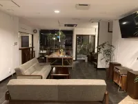J-Hoppers Beppu Guesthouse