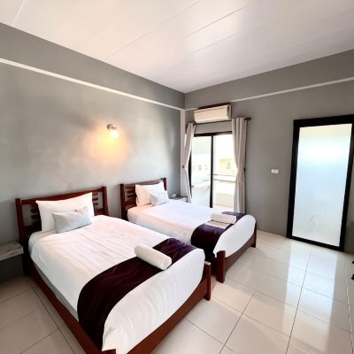Twin Room Blue Wave House Promo Code