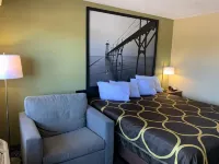 Super 8 by Wyndham Petoskey