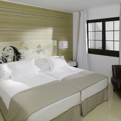 Suite Boutique Hotel H10 White Suites - Adults Only Promo Code