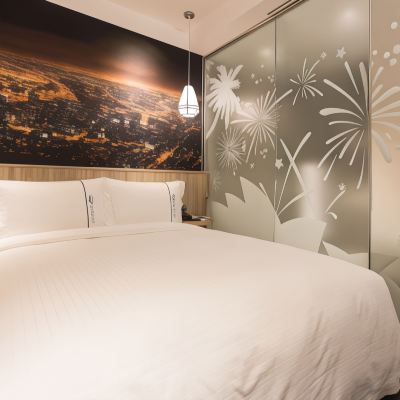 標準雙人房（無窗） 頭等艙飯店（高雄站前館）優惠