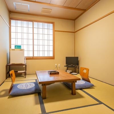 和室(布団6枚) ひふみ旅館 クーポン