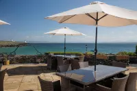 Port Charlotte Hotel