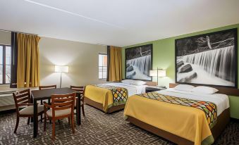 Super 8 by Wyndham Wichita East