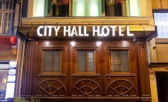 City Hall Hotel