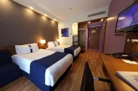 ฮอลิเดย์ อินน์ เอ็กซ์เพรส มานิซา - เวสต์ บาย IHG โรงแรมใน