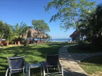 Tranquility Bay Beach Retreat Hotel a 