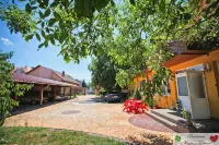 Noroc si Fericire Hotels in 