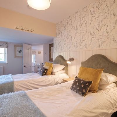 Two Bedroom Cottage-Pine Douneside House Promo Code