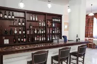 Alexiou Hotel