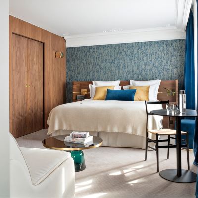 Junior Queen Suite Hotel Parister Promo Code