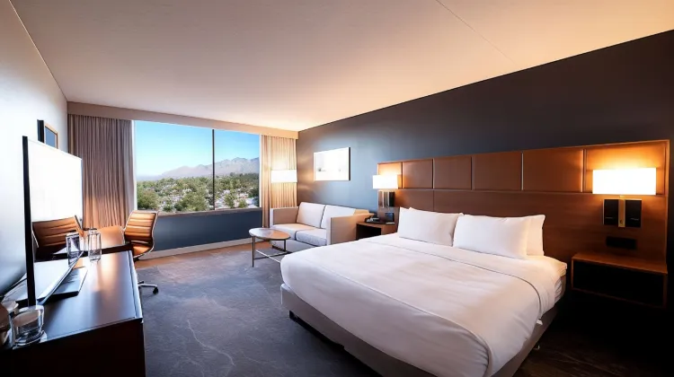 DoubleTree by Hilton Hotel Tucson - Reid Park Room
