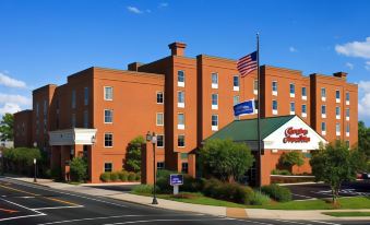 Hampton Inn & Suites Charlottesville-at the University