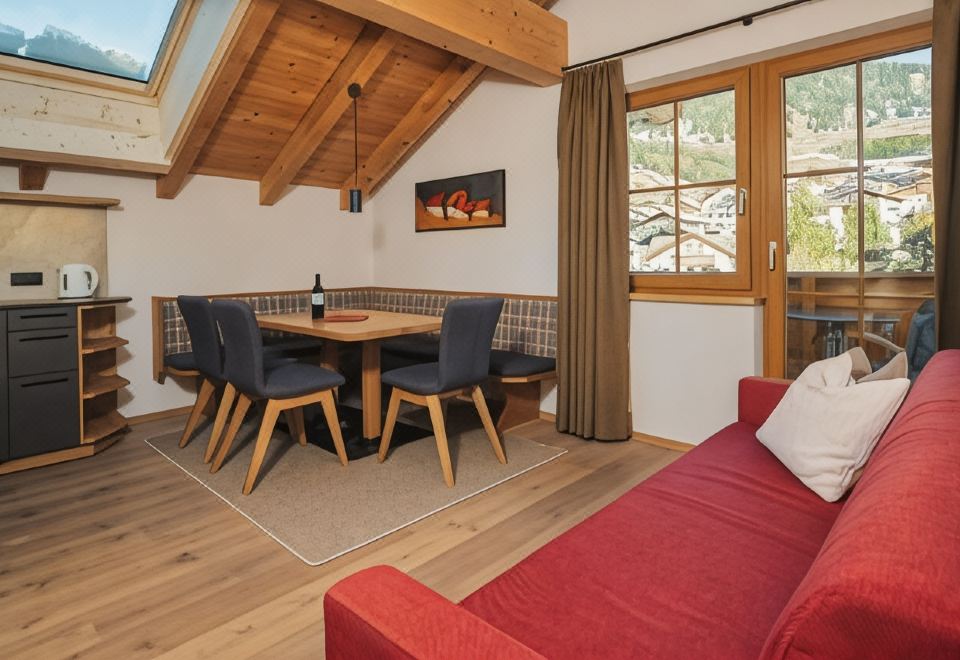 帶陽台的兩卧室公寓