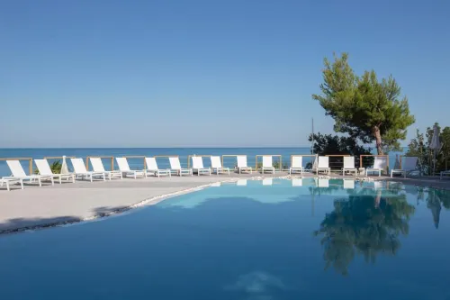 Apulia Hotel Baia dei Faraglioni Resort