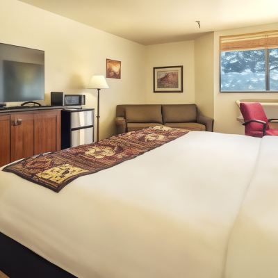 Standard King Room-Non-Smoking Ticaboo Lodge Promo Code