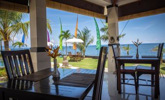 Kelapa Lovina Beach Villa