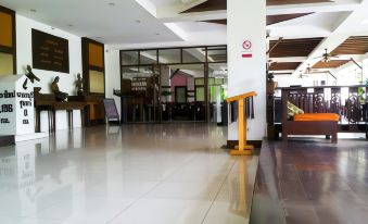 Nana Buri Hotel
