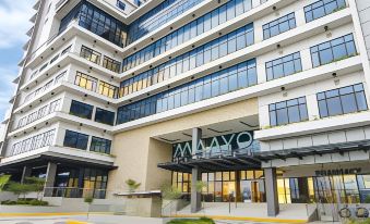 Maayo Hotel