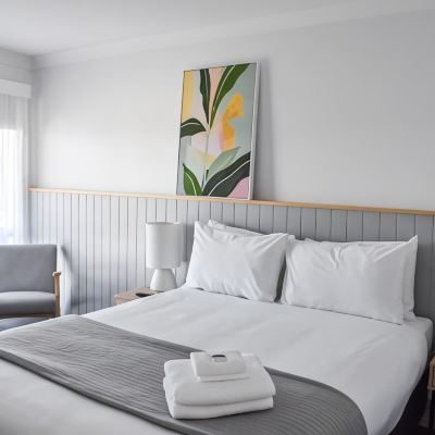 Double Room, 1 Queen Bed Eight Spence Promo Code