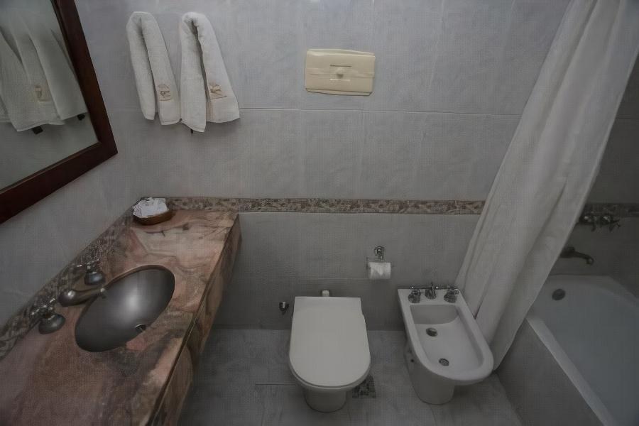 Hotel Las Rocas海景高级双人或双床间