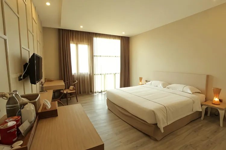 ห้องซูพีเรียร์ เตียงใหญ่ 1 เตียง