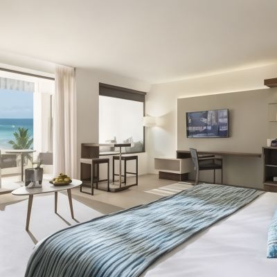 Junior Suite with Outdoor Jacuzzi Majestic Elegance Costa Mujeres – All Inclusive Promo Code