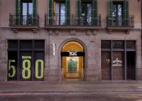 TOC Hostel Barcelona Hotel di 