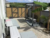 Beautiful Tranquil 1 Br Suite with Modern Interior  호텔
