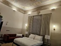 Cohen's Boutique Hotel