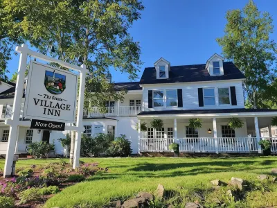 The Stowe Village Inn Hotel a 