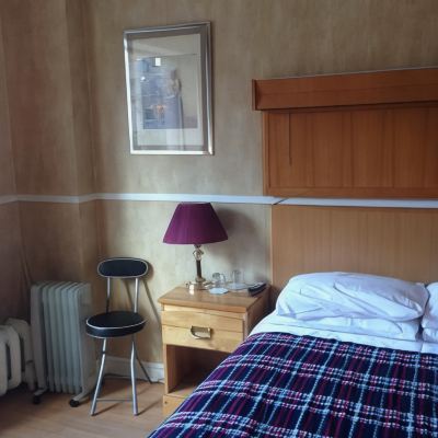 Basic Room with Double Bed and Shared Bathroom Rex Hotel (Toronto) Promo Code