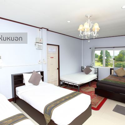 Superior Room with Private Bathroom - Hom Mok