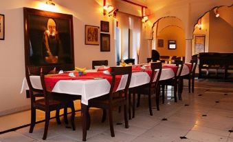 Alipura Palace - Housity